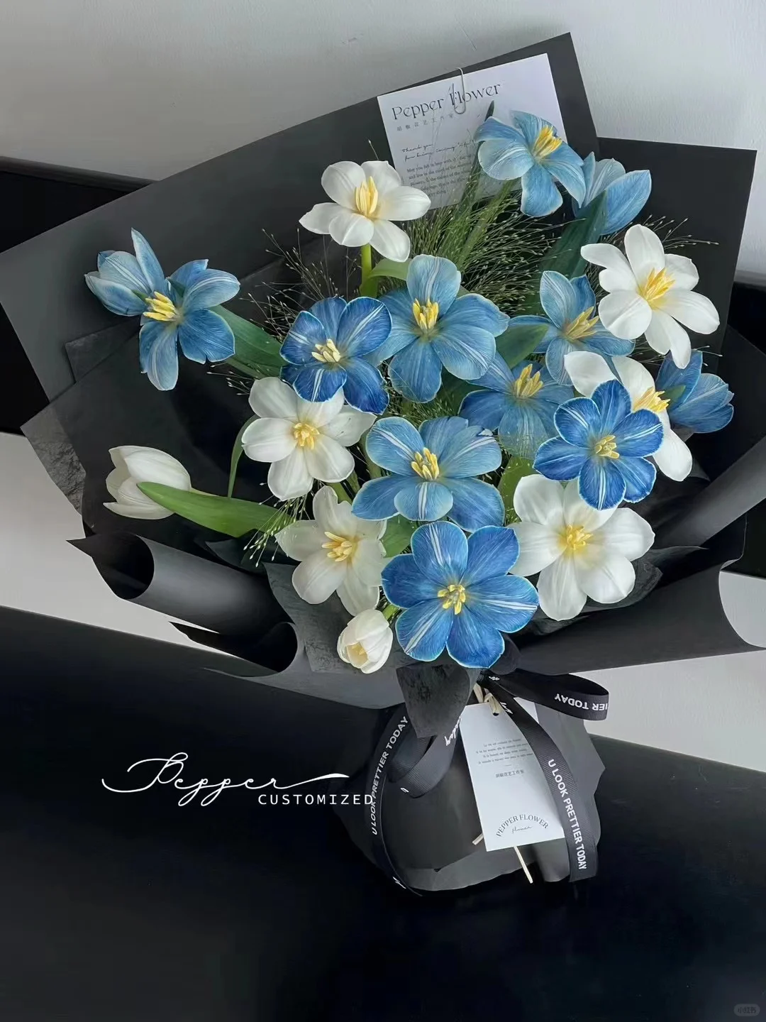 墨尔本午夜蓝郁金香十九支vs十支｜南京花店