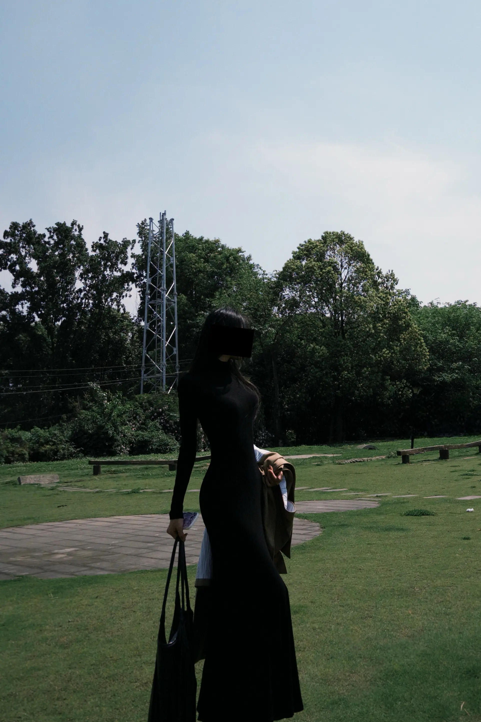 承诺淡如水，而水过无痕