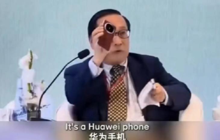 西方代表叫板高志凯，没成想被高志凯一个动作收拾的服服帖帖......


202