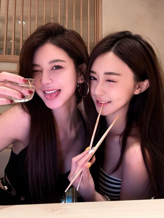 有什么比见几个酒👻更开心的事呢