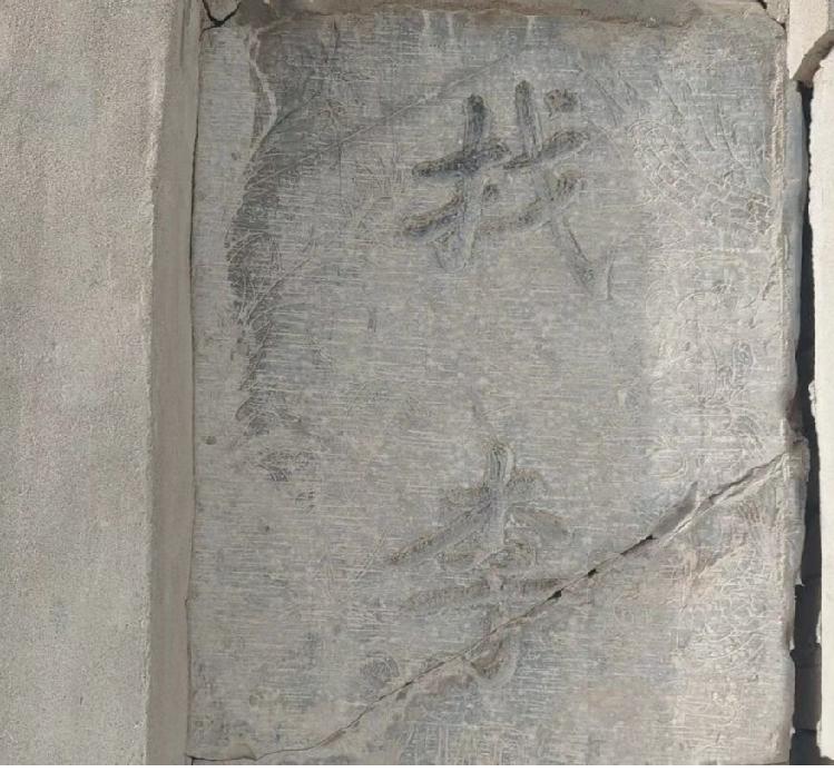 牡丹区李村镇找李村
找李，隶属于菏泽市牡丹区李村镇，原名虾麻馆，明洪武八年，李氏