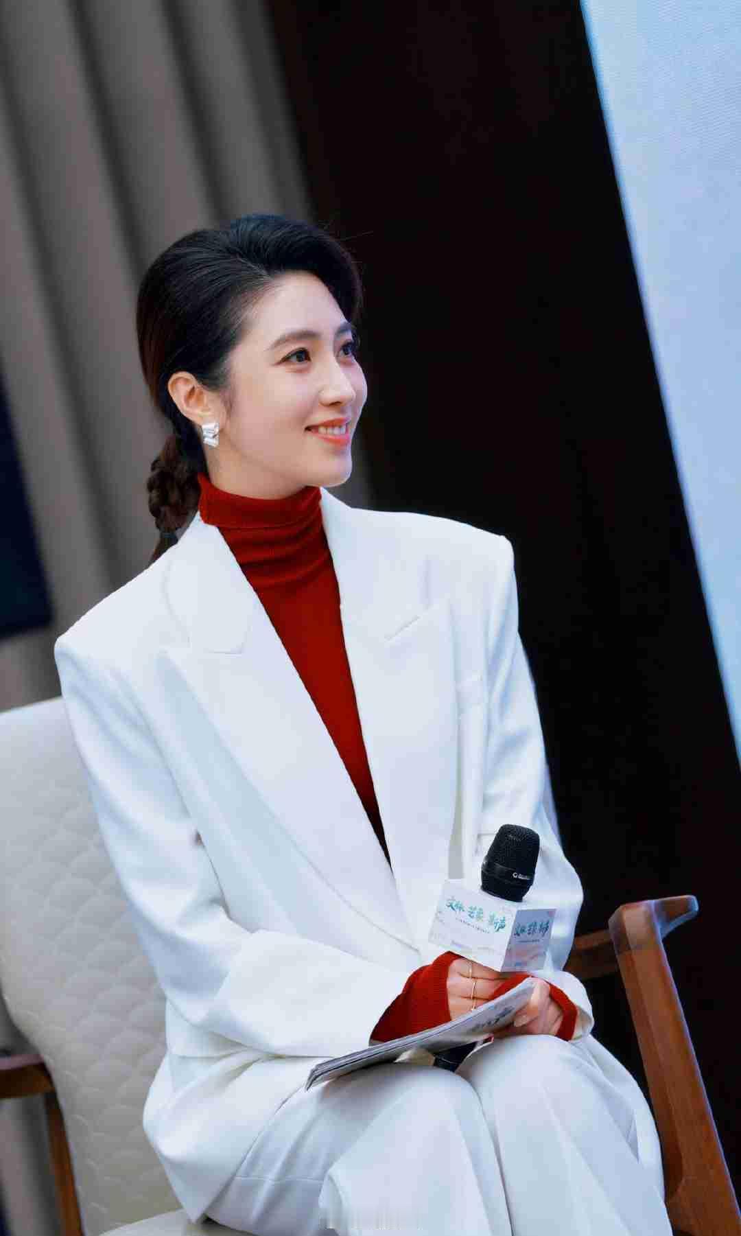 我的今日状态：😁轻松愉快
我这里的天气：☀️晴天