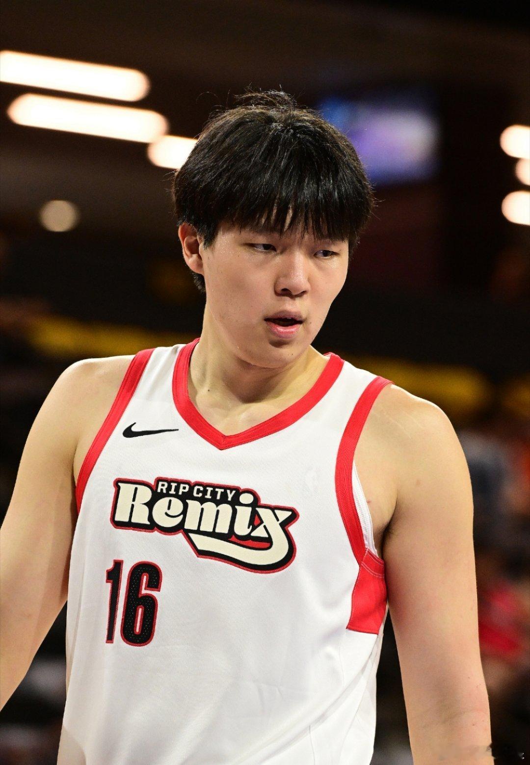 今日进行的NBA-G联赛，撕裂之城混音主场迎战俄克拉荷马城蓝色。赛前，开拓者官方