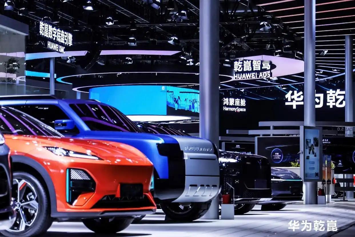 华为乾崑加持！FREELANDER神行者北京车展炸场，重新定义智能SUV🚗🔥