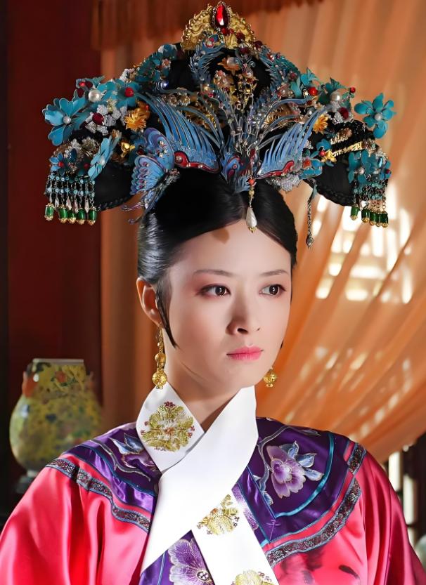 雍正死前只选了两个女人合葬：一个是年羹尧的妹妹，耐人寻味。以清朝时期为背景的影视