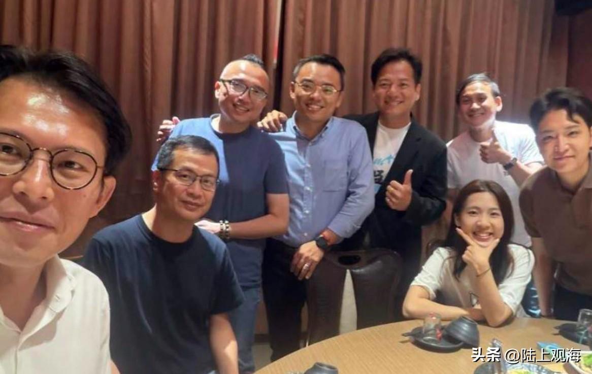 徐巧芯等蓝委与民众党人聚餐
国民党应严明“党纪”

9月27日，民众党主席黄国昌
