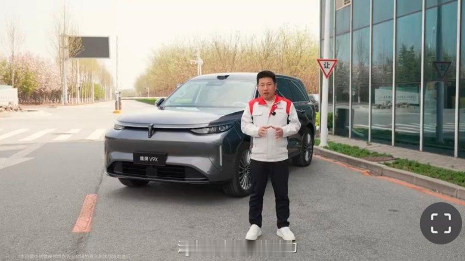 买车为什么一定要有动力冗余 冗余买车留足动力冗余，绝非性能过剩。满载爬坡、高速超