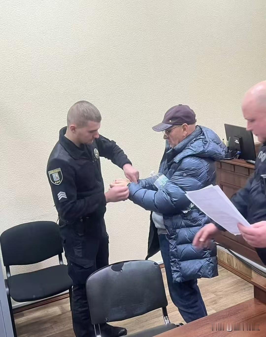 来得太快了，上周在特朗普胜选后，刚正义直言要准备和谈的乌克兰医院舍普琴科果然不出