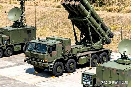 【日本执意部署导弹，三大图谋曝光！】

1.  谋求“对敌基地攻击”能力嘴上说“