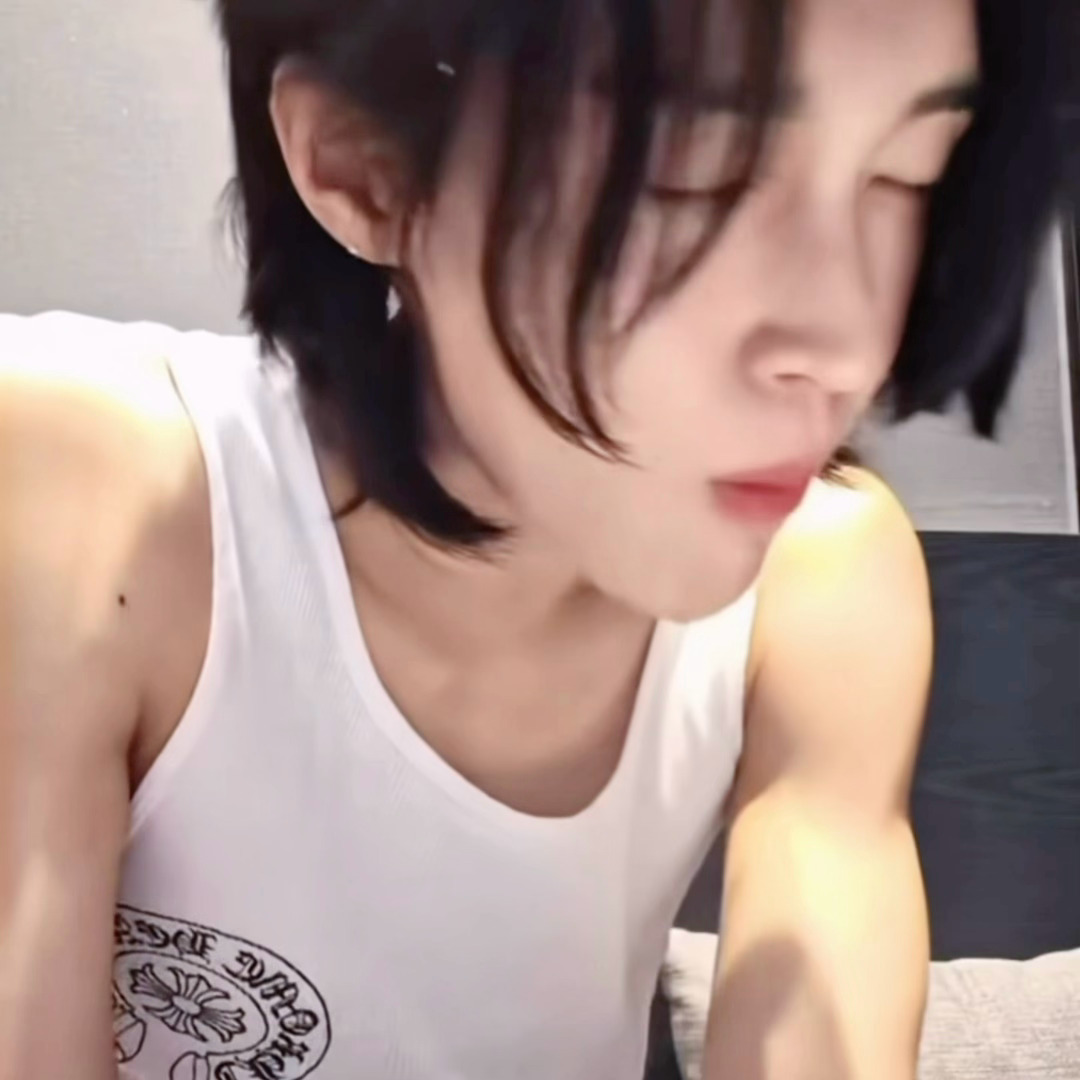 唉。不让人睡了 