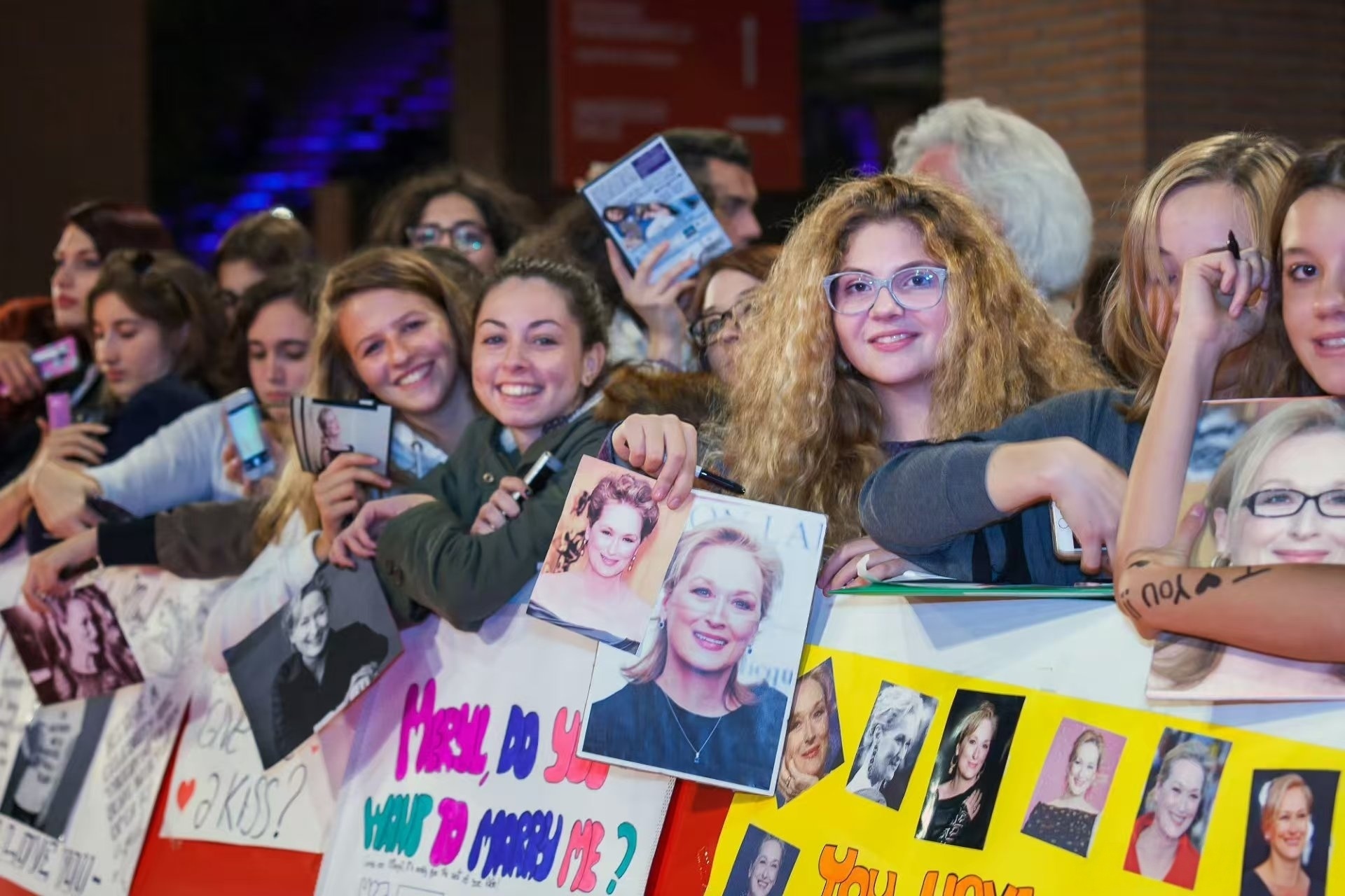 梅丝擅长做各种手工应援版示爱 索吻 求婚 梅丽尔·斯特里普 meryl stre