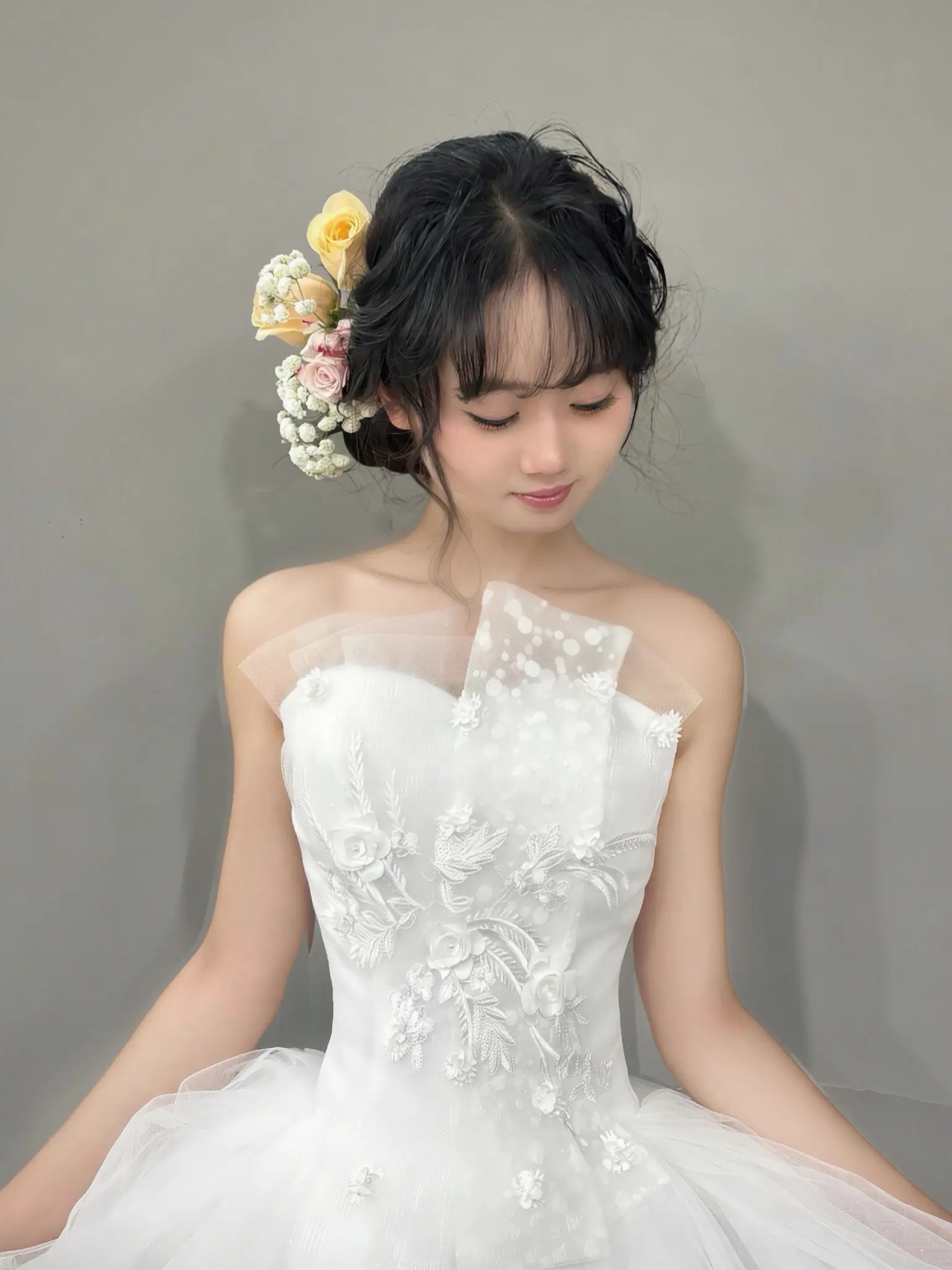 摸鱼刷到这条的你，恭喜🎉。解锁一只穿婚纱的“假新娘”👰‍♀️ 同学...