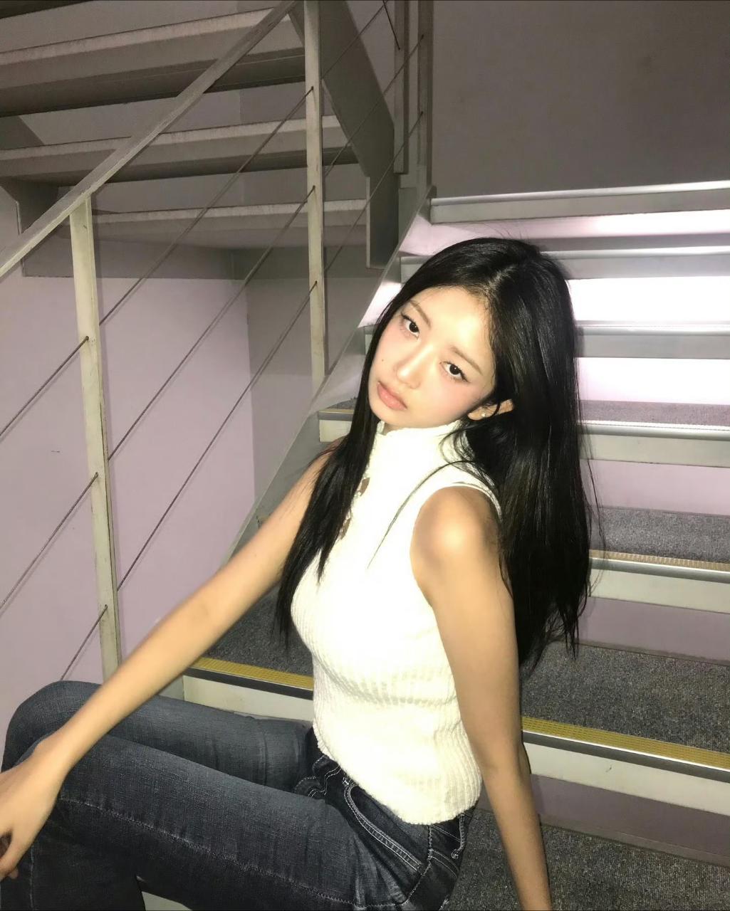 REI怜[超话] 世界对我的霸凌从直井怜不是我姐姐开始 ​​​