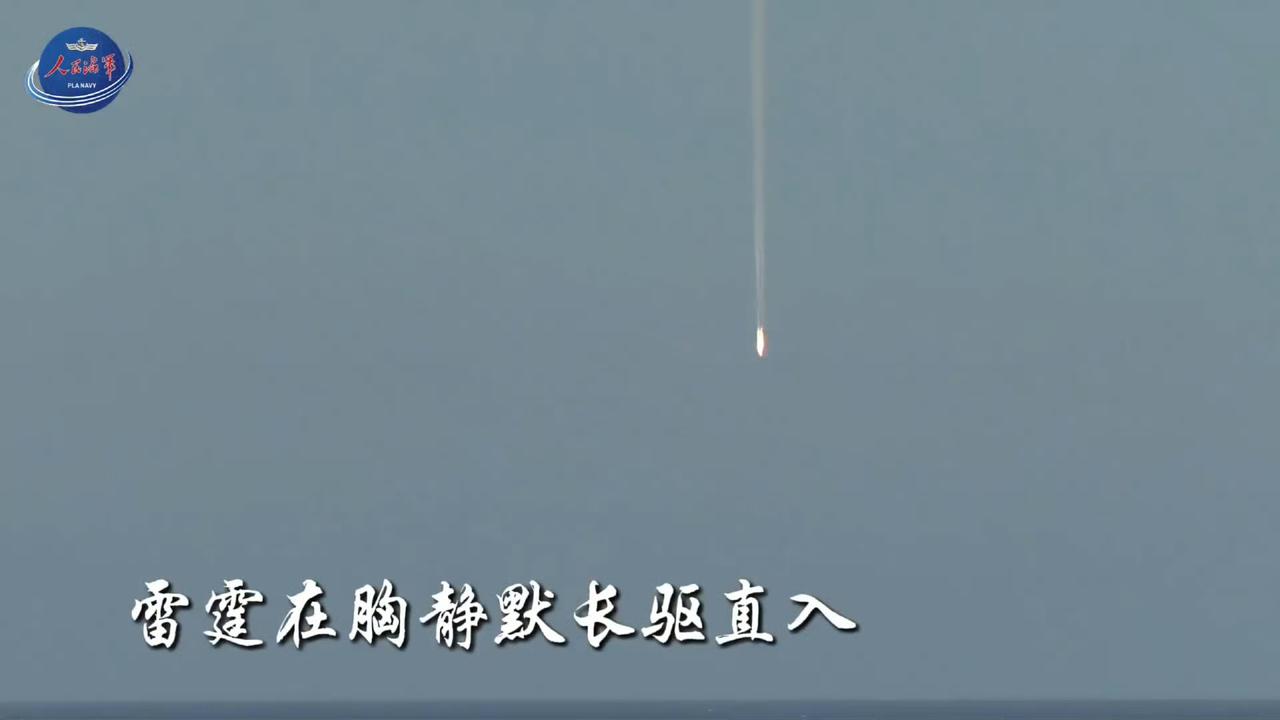 绝了！“从天而降的垂直打法”、“灌顶”打靶画面曝光！请问对手，你怎么拦？！
“人