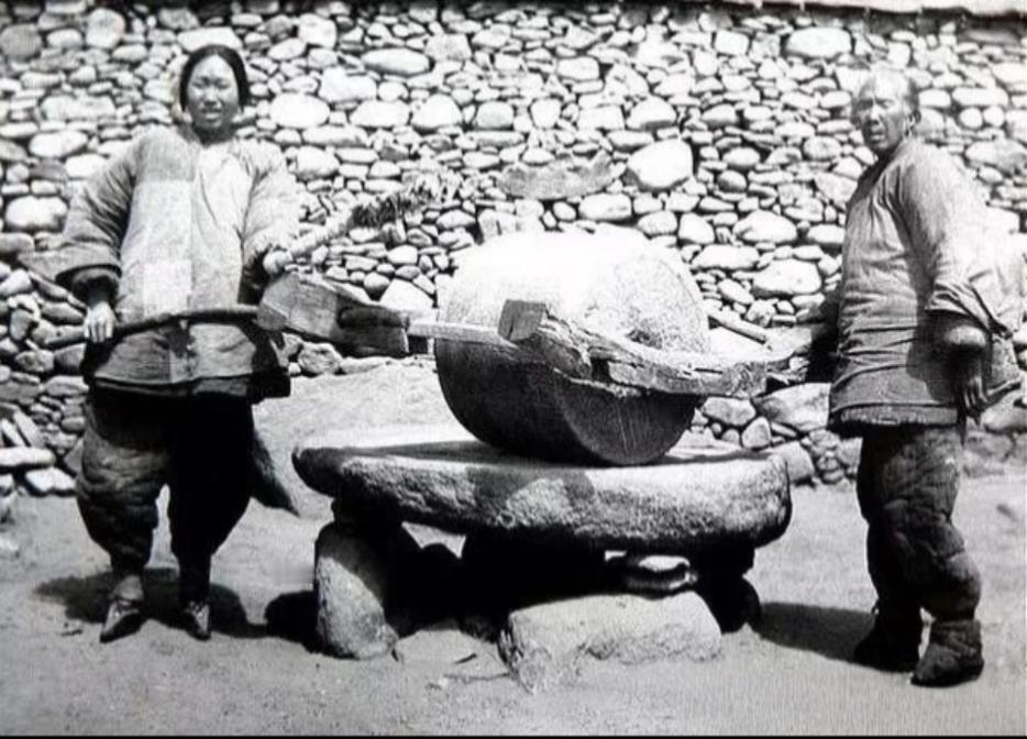 历史旧照分享曾经的苦难！