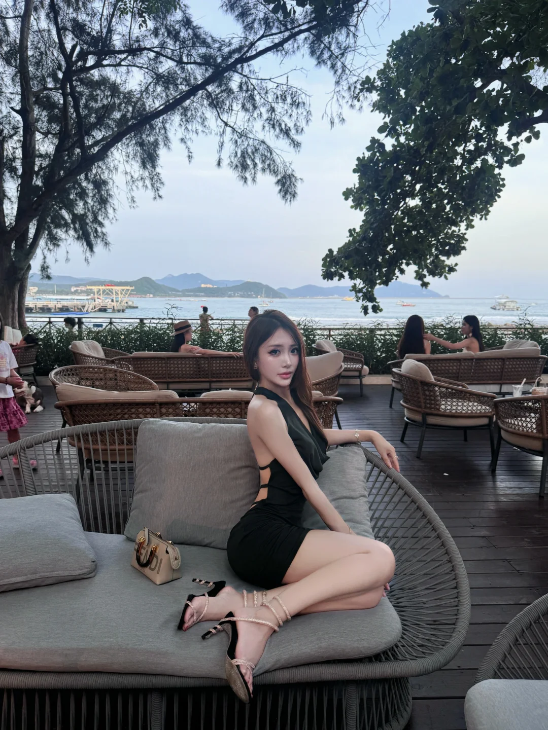 适合躺一天的Bistro