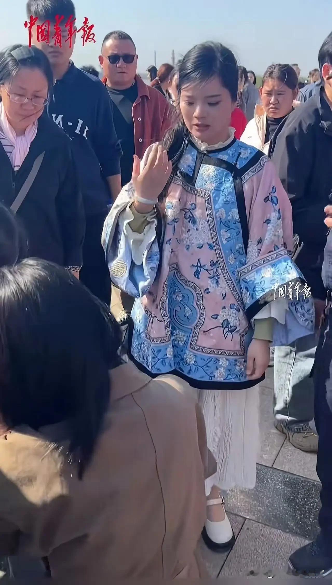 这下好了，不仅徐州icon，全国都知道女护士高云仙了！
哈哈，看来高云仙这位女护