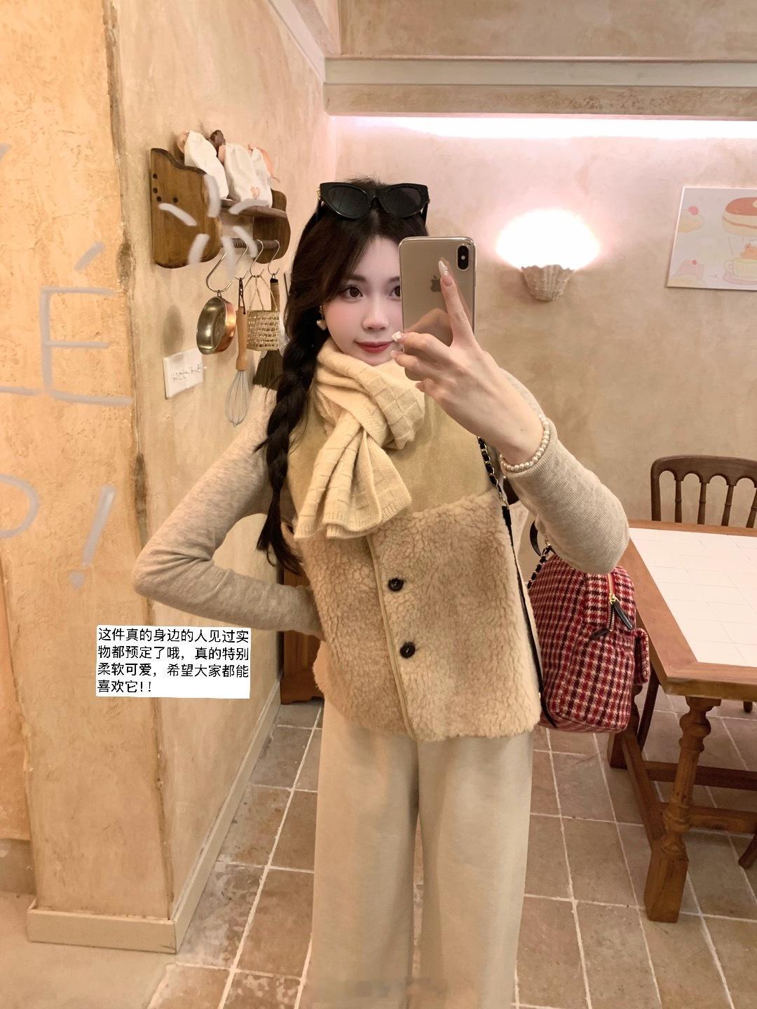 ff lu studio 10.20 🍁🤎📔🦢实用派！羊毛拼色小马甲🙋