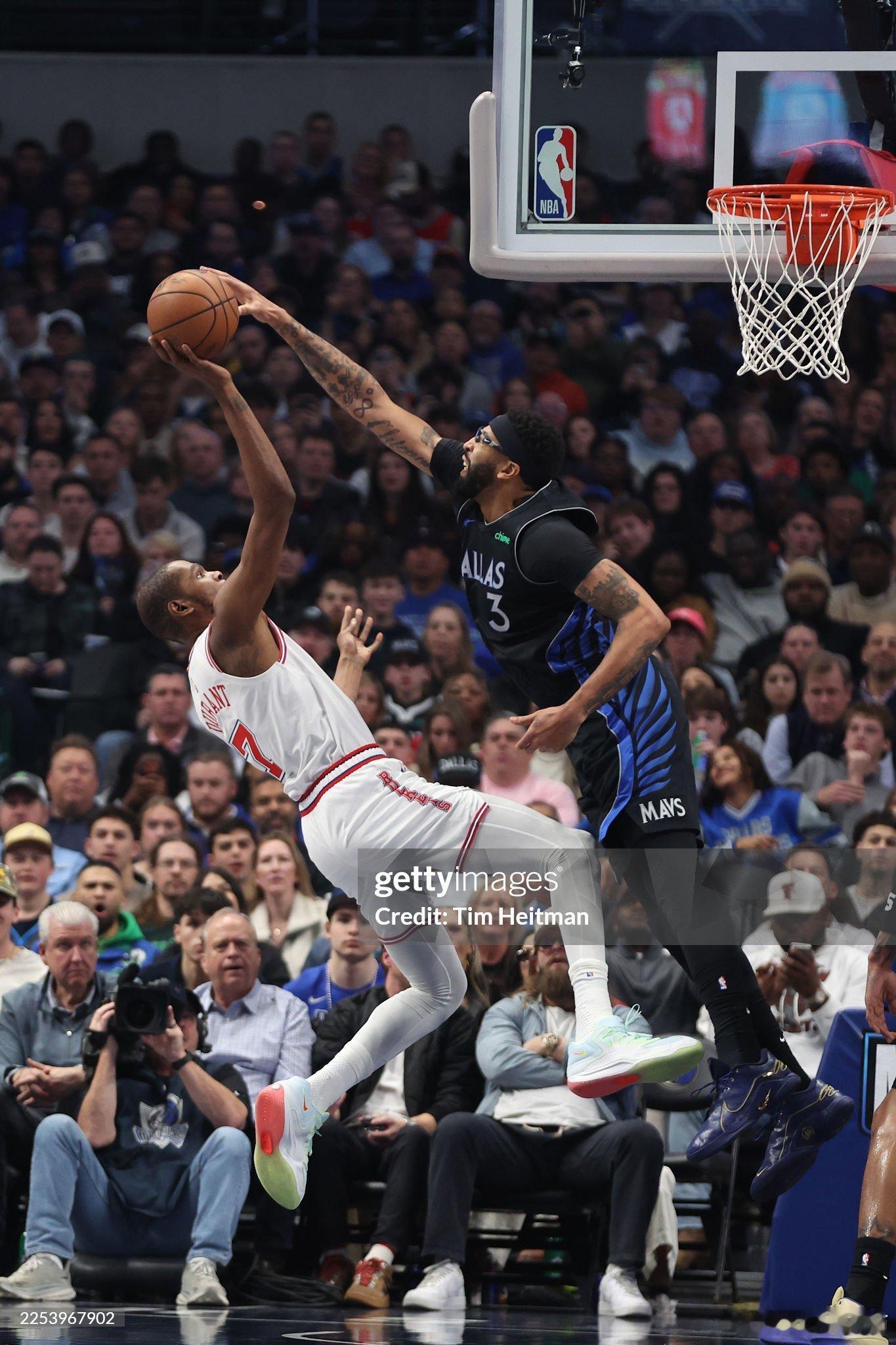 MFFL 来自Marc Stein的消息。另一个可能性也很大：达拉斯可能被迫等到