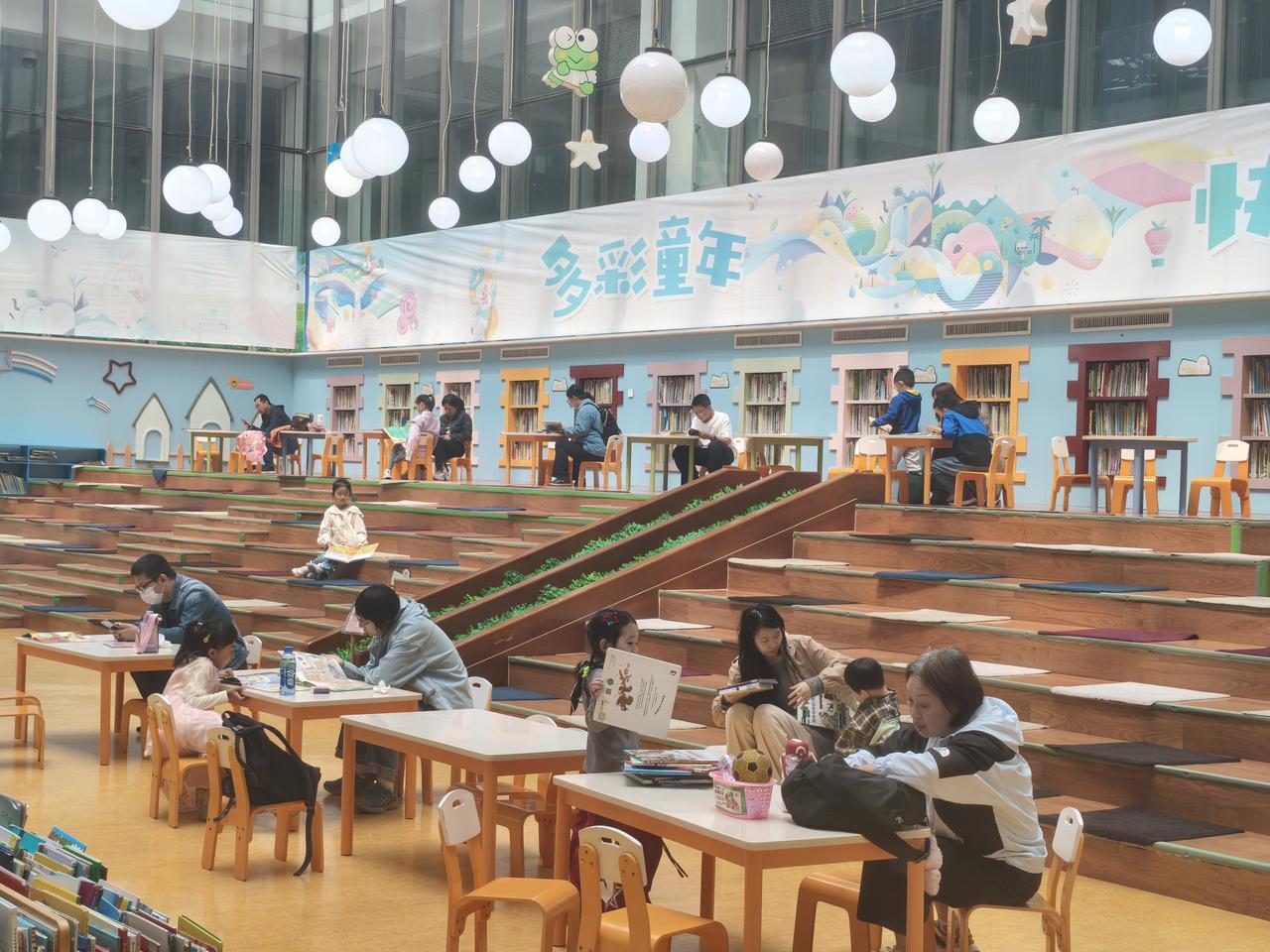 五一好去处！📚 沉浸式书香乐园，打卡超有料
 
✅ 酷雅智慧阅读空间全新升级