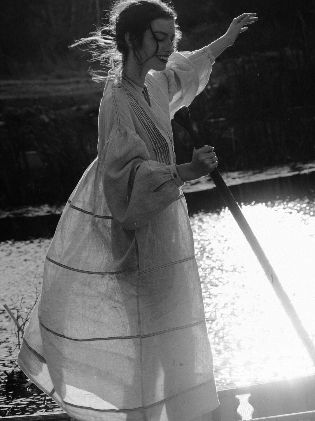 “你活成了很多人不敢活的样子，也就冒犯了许多人将就的人生。” 