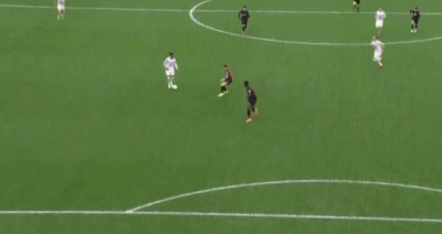 这就是拜仁，硬是扳平了！这是奥利塞本季德甲第17次助攻，也是面对勒沃库森首次联赛