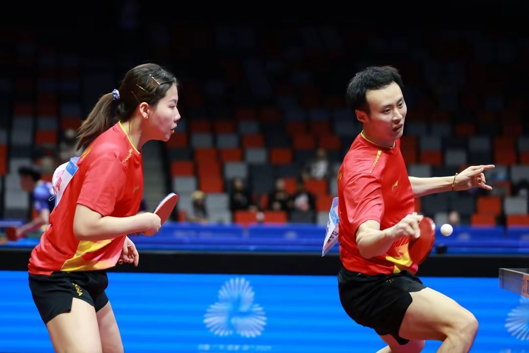 全运会  乒乓球——混合双打：陈幸同/徐海东晋级四强 当日，在澳门举行的第十五届