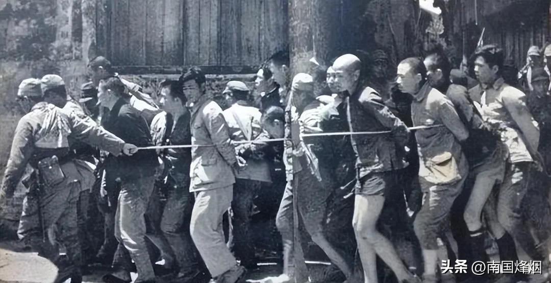 日寇暴行:大城县小完城村惨案

1944年11月17日凌晨，盘踞献县、张庄、怀镇