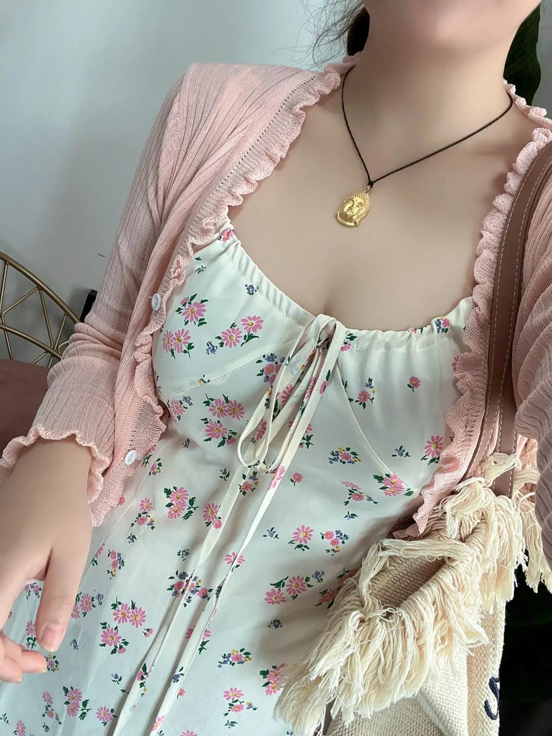 结婚九年了，每晚都要和老婆一起睡，如果有时候出差半个月回来那更是要粘在一起。看网