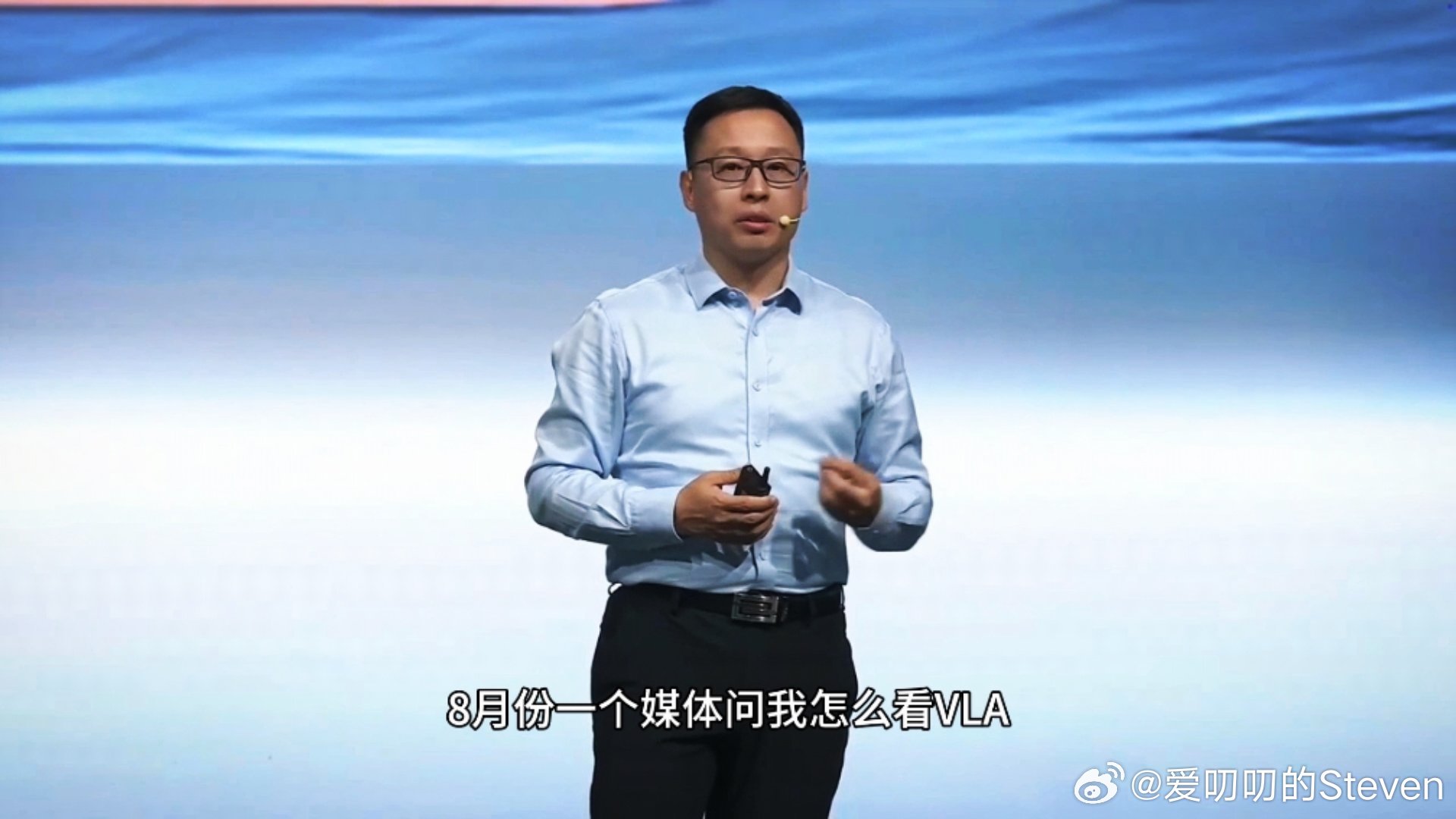 怎么看VLA？当笑话看呗[流鼻血]冠军从来不在乎第二第三是谁，因为对手只有自己。