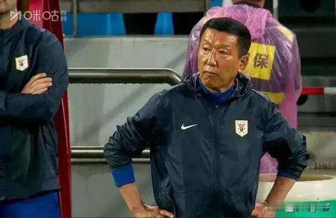 2025赛季中超最拉胯主教练排名，新鹏城两人上榜！
1、南基一：2胜1平5负，一