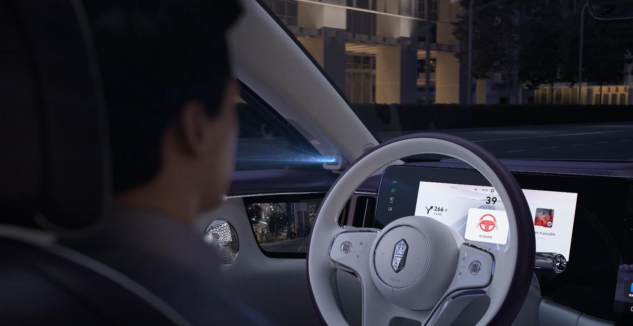 2026年春节将至，尊界S800通过一次深度OTA升级，用实实在在的安全能力和细