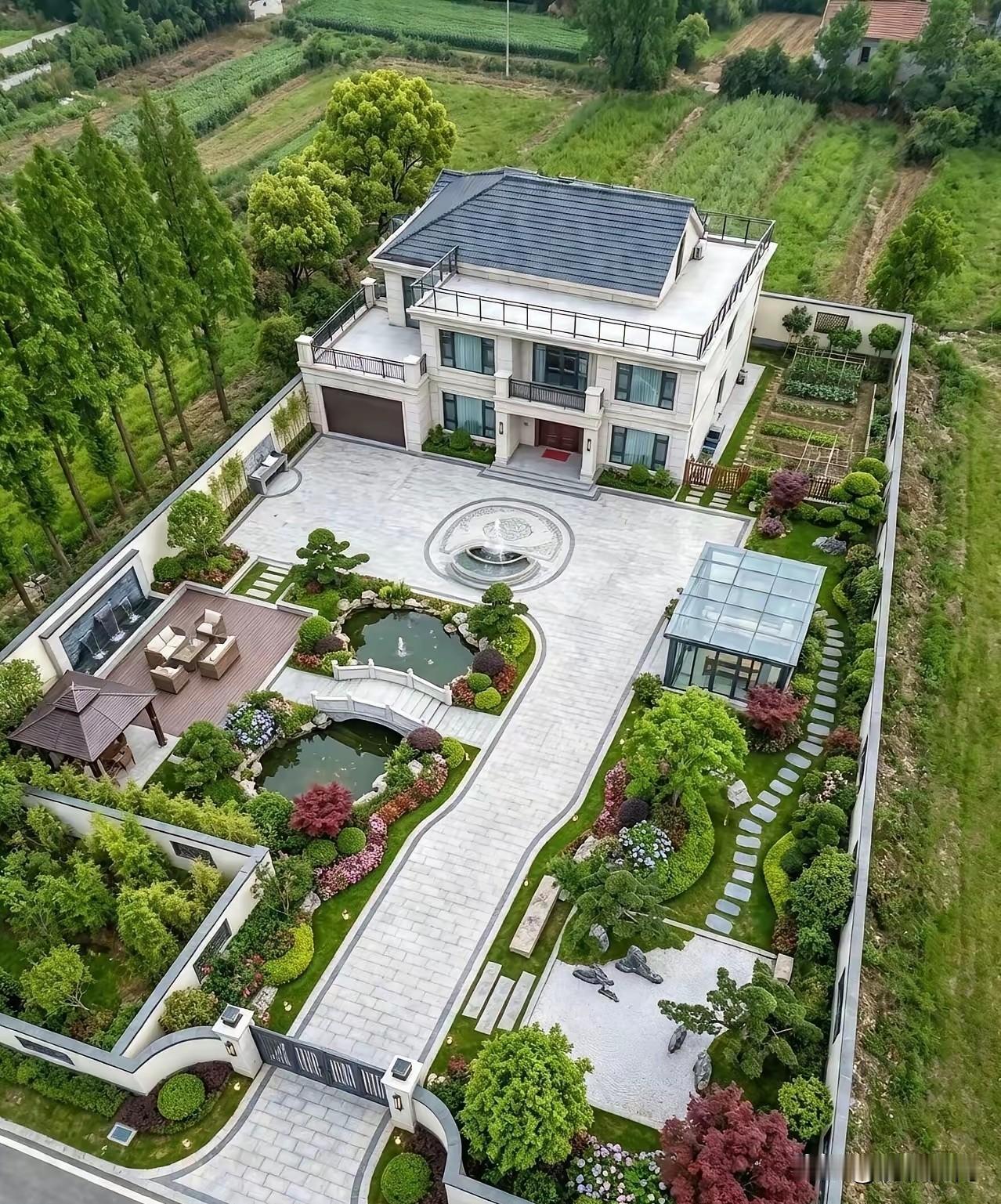 在湖南农村，这样的家庭算是土豪吗？
最近儿子找了一个女朋友，家在常德农村，上周末
