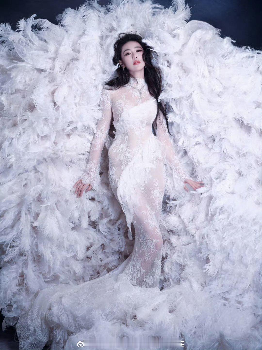 张馨予 真不把你们当外人哈哈哈太真实了！又美又逗！就喜欢你这种不把咱们当外人的性