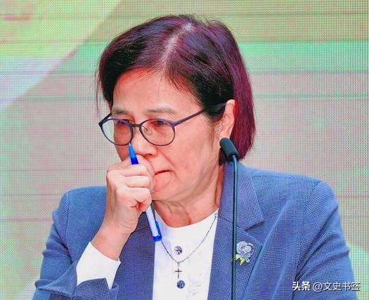 谁都没想到！近期，台媒曝光的杨珍妮职场霸凌案，其实质完全是民进党当局算计选票的小