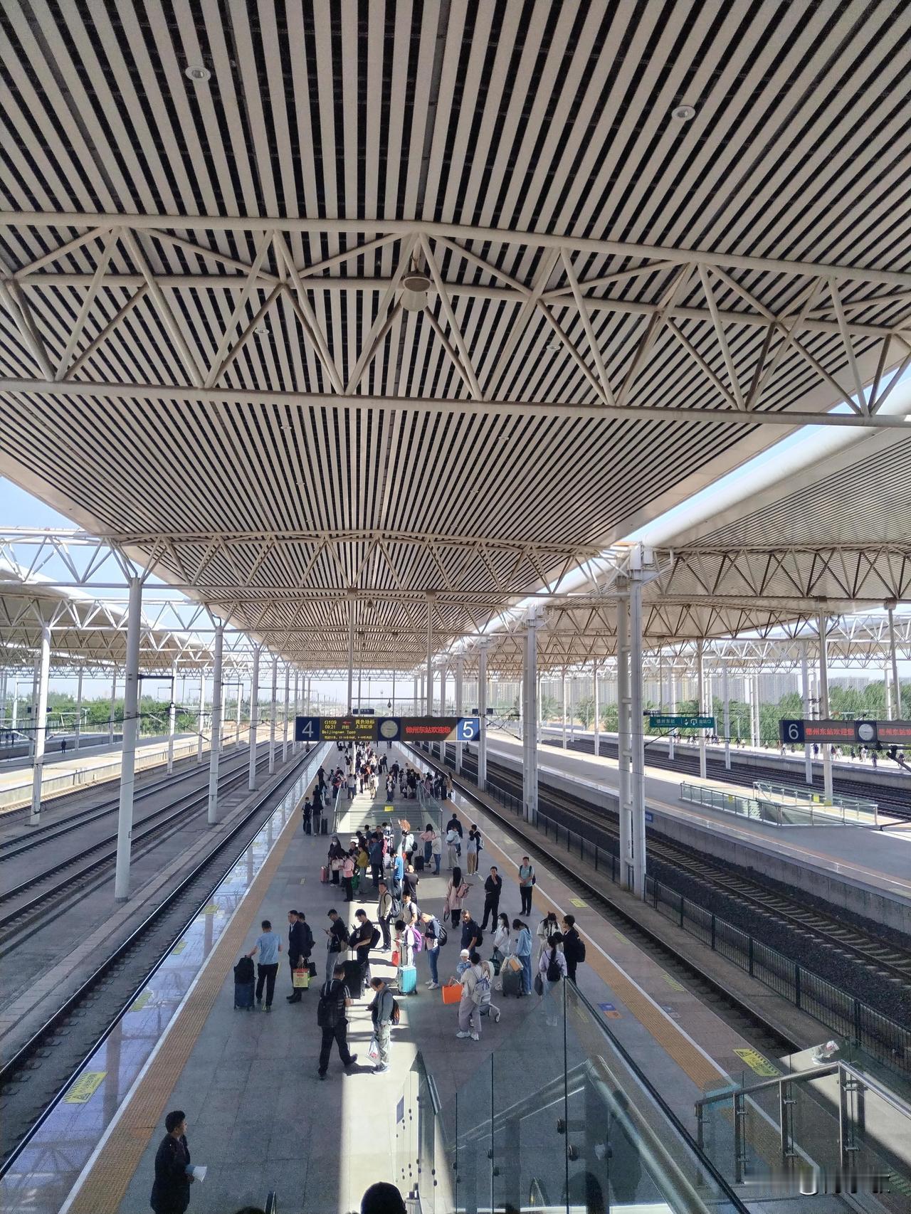 德州交通与城市发展的羁绊与机遇

       德州的每一次繁荣都似乎与交通息息