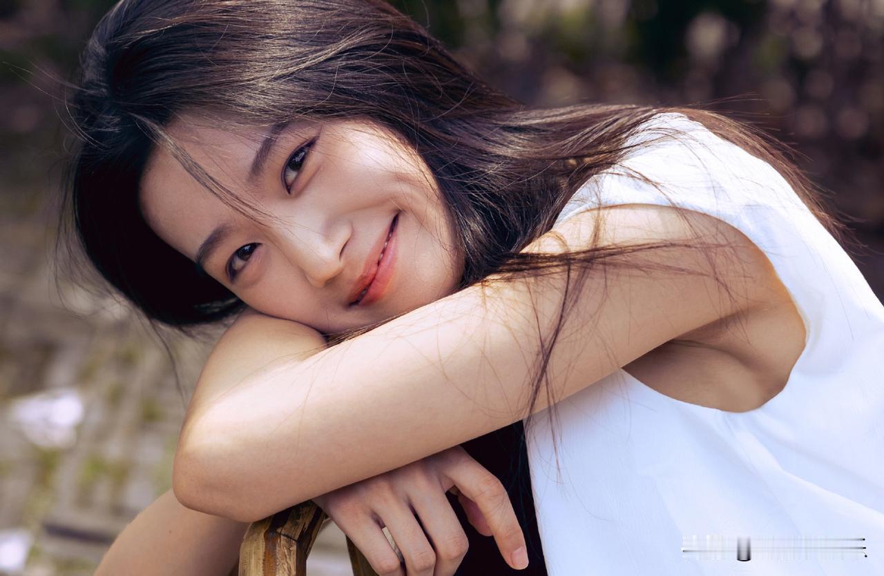 卢昱晓，王楚然
市场能不能对女演员友好一点呢
观众们能不能对女演员宽容一点
卢昱