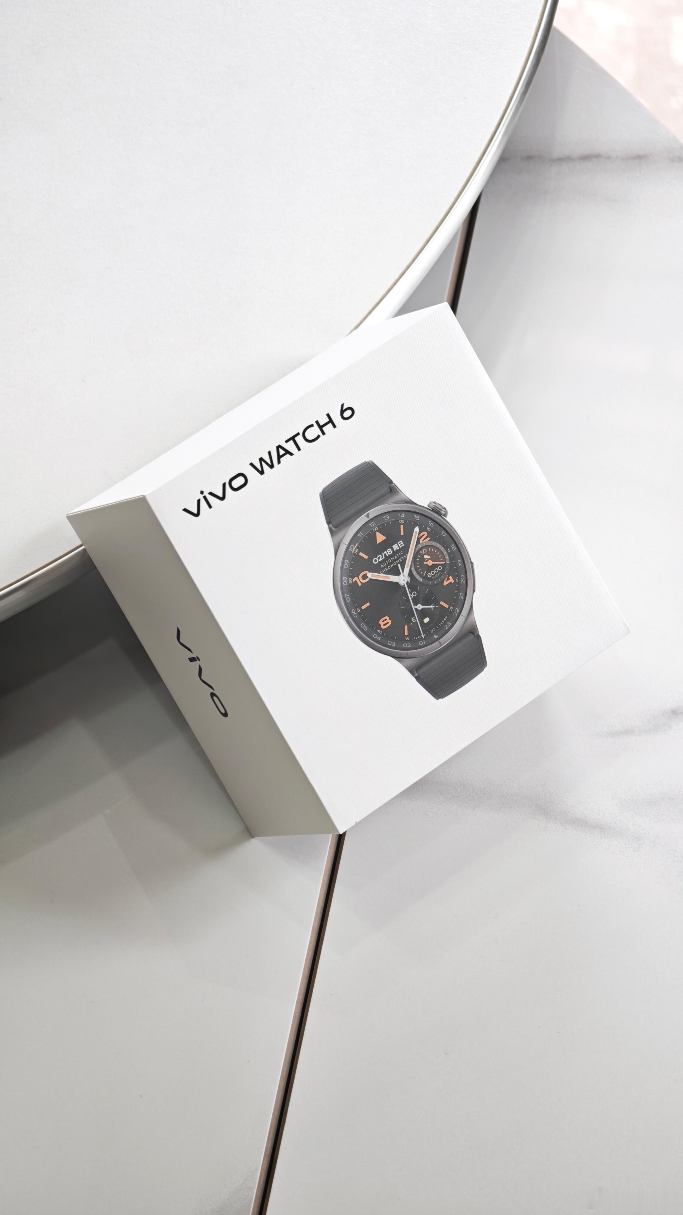vivo WATCH 6，“就现在  动起来”，质感真不错毕竟有蓝宝石玻璃，然后