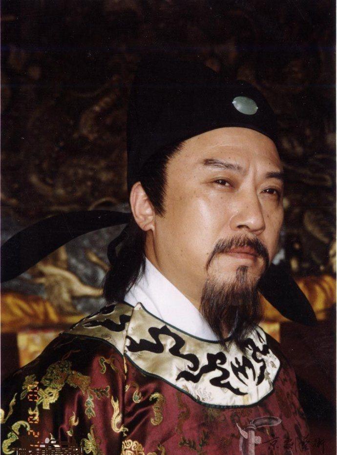 “他亲手斩杀张易之，却被史书悄悄抹去名字：敬晖——神龙政变中‘最该被记住，却最被