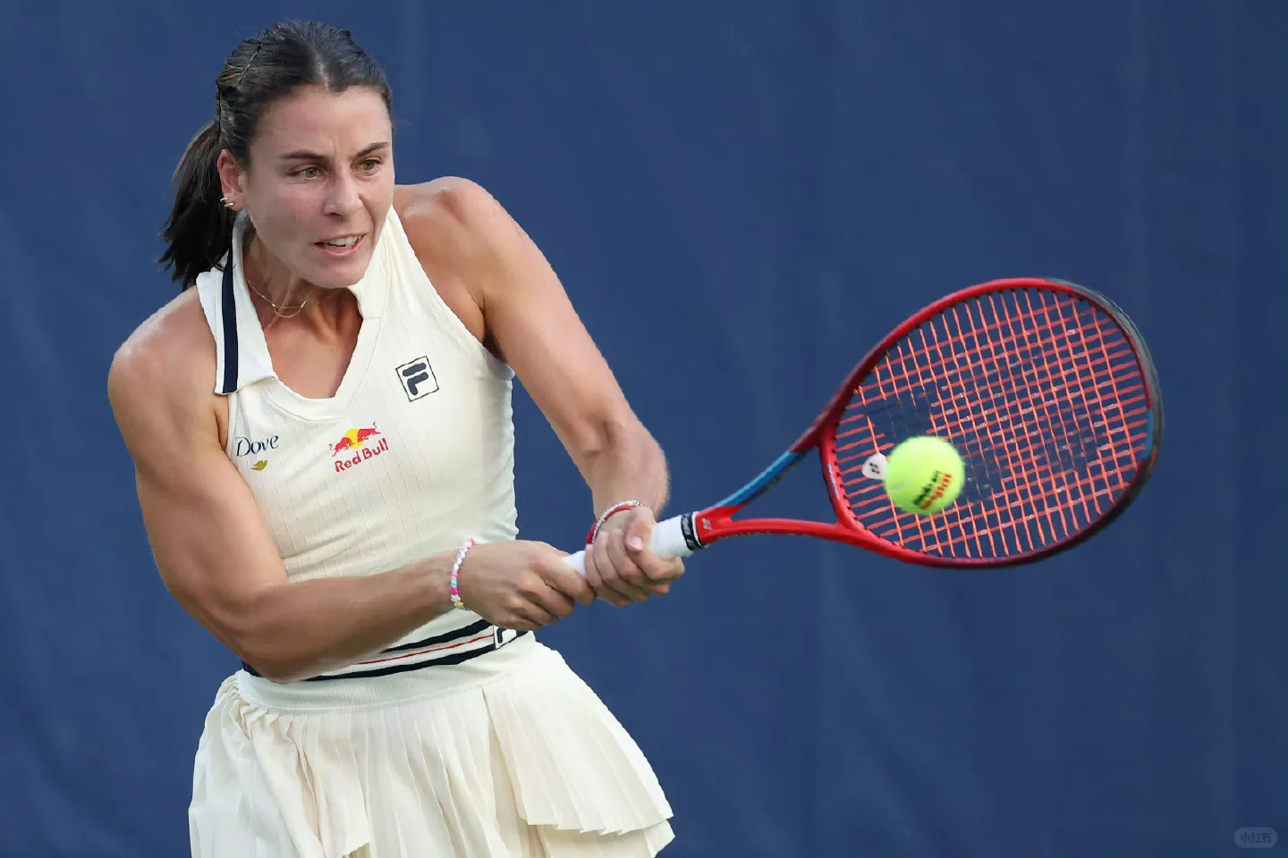 【美网速递】纳瓦罗横扫晋级