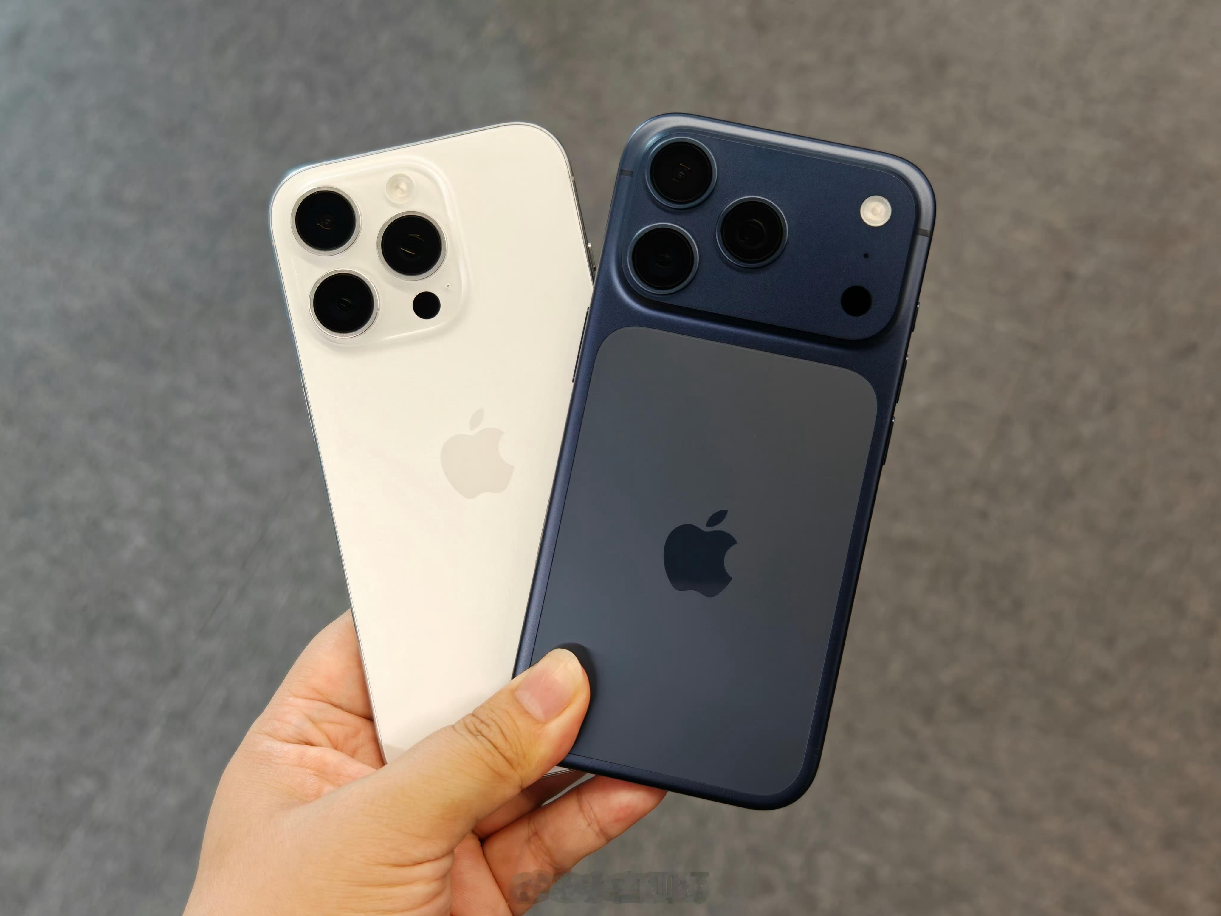 最不能接受苹果手机的缺点不能自由地通话录音不支持应用双开不能直接长截屏闹钟不能智