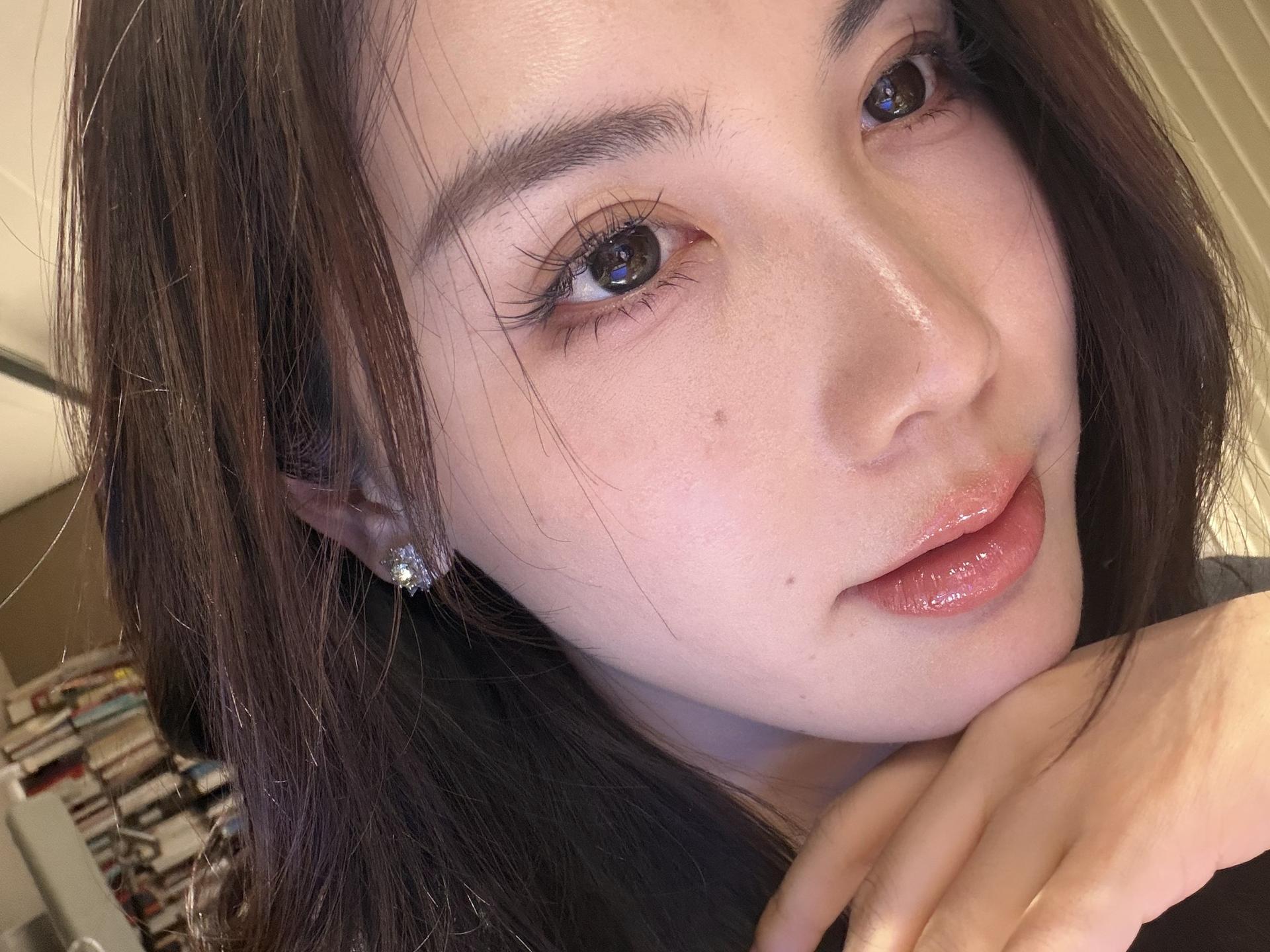 一边流泪一边搞定所有事情的可爱女人