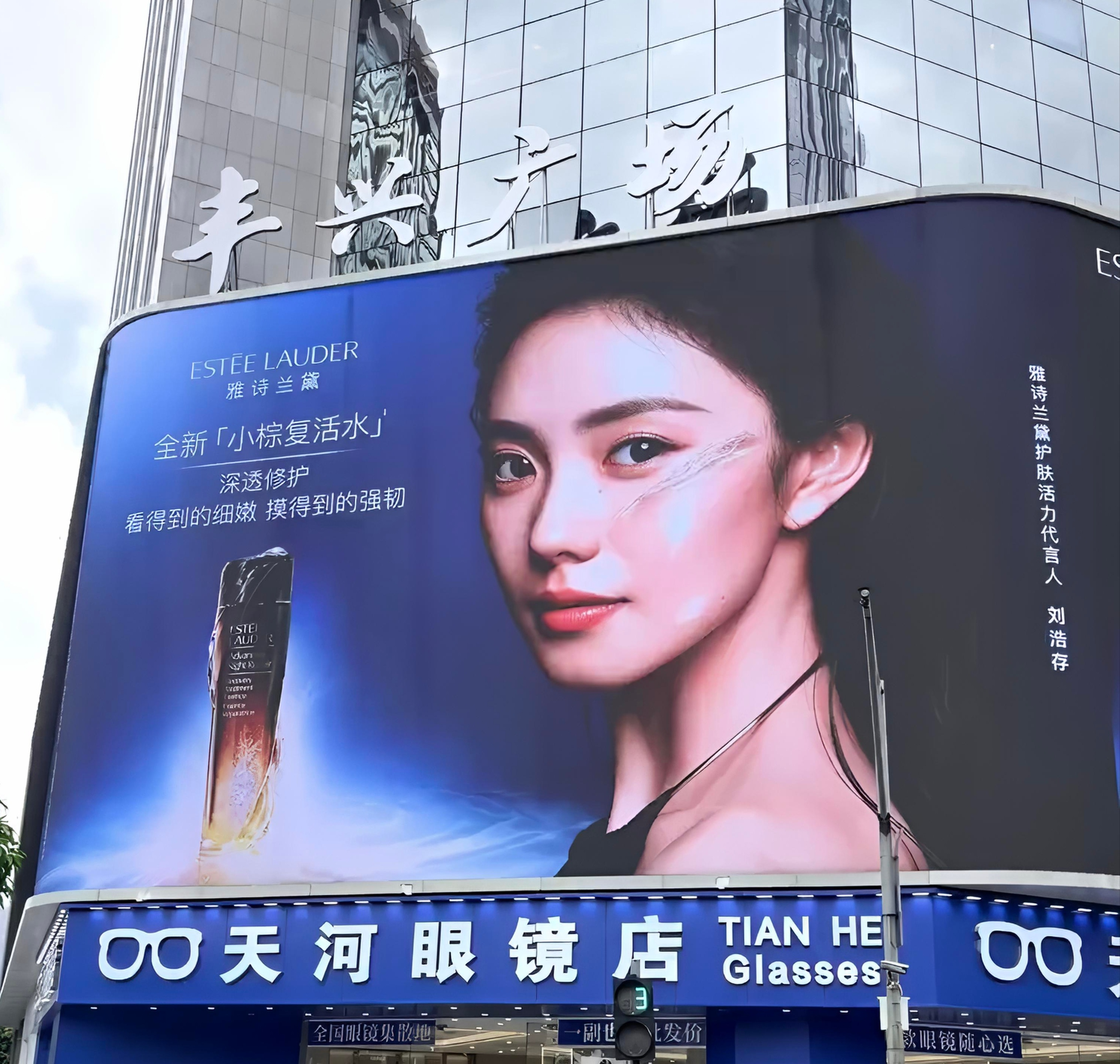 谁懂大屏暴击的美貌！ 