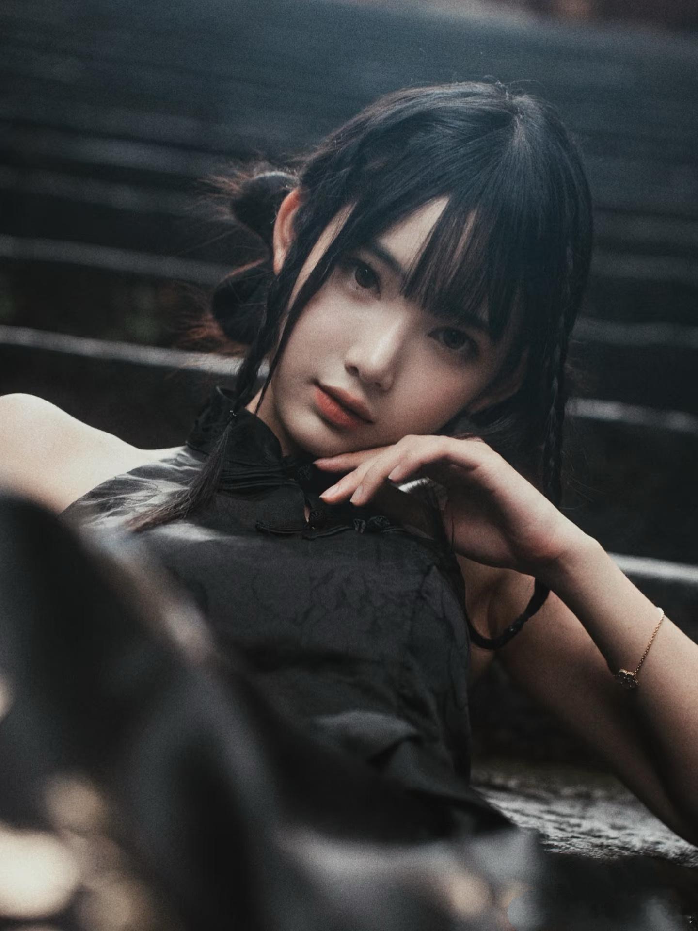 林俊杰官宣恋情林俊杰女友七七颜值 林俊杰女友是网红annalisa77，美照经常