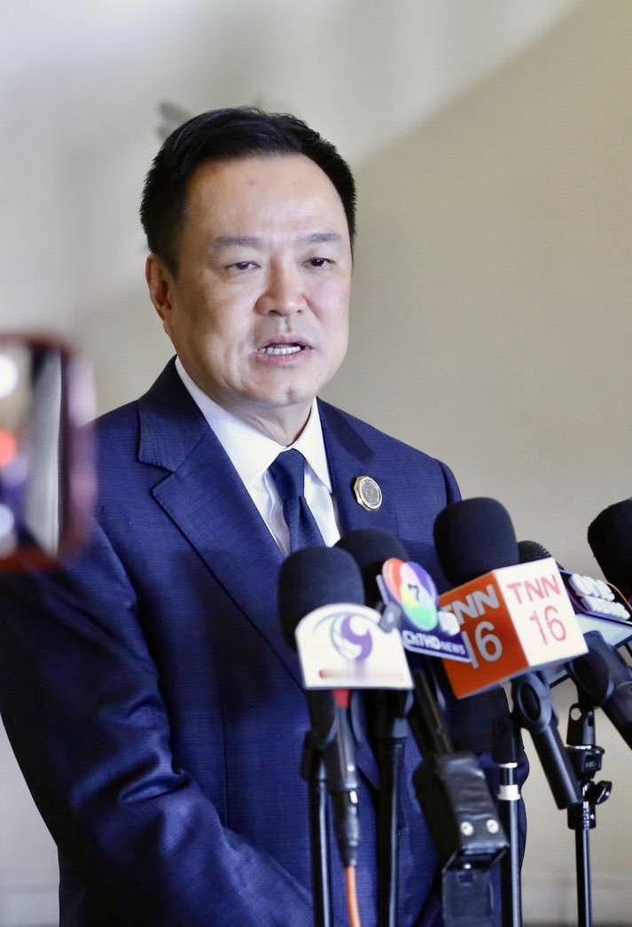 12月26日下午，泰国总理阿努廷官宣了对柬的最新提议：只要柬埔寨接受72小时停火