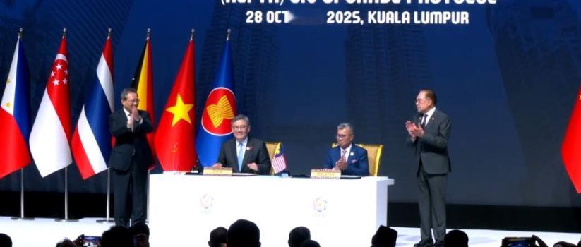 美方刚离开吉隆坡，东盟就火速与中方签订协议，多国对这一幕心知肚明！10月28日，