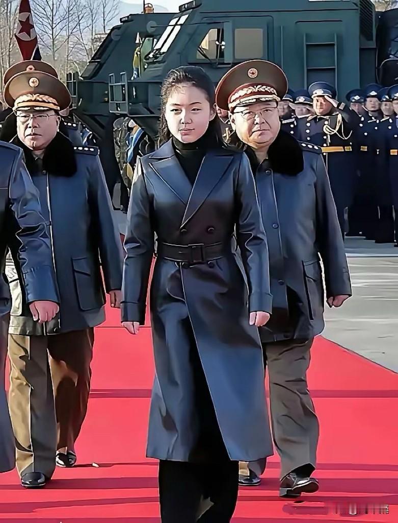 同龄人中的佼佼者，有望成为第四代领导人。