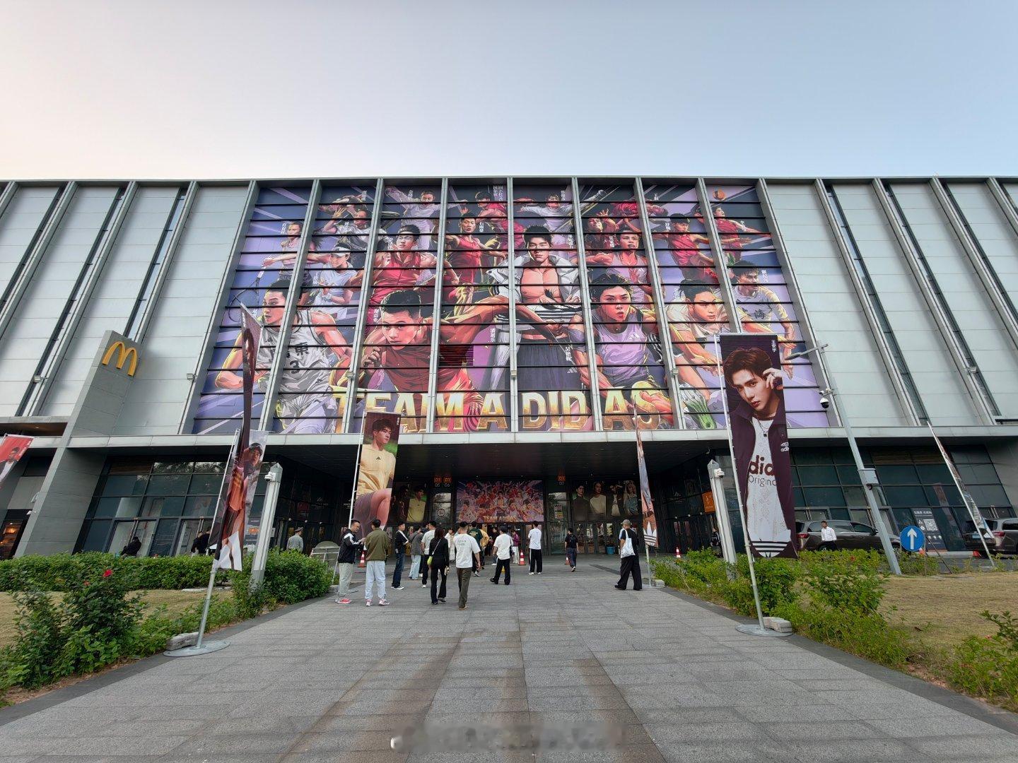 帅！看到了哪些田径运动员的动漫照 