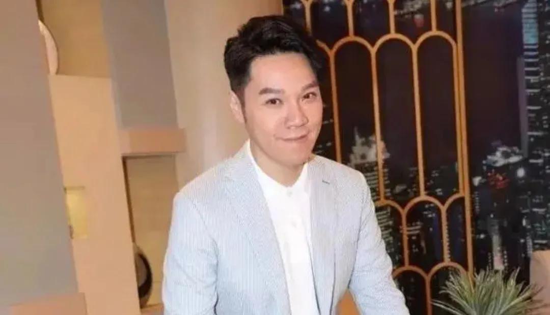 “30亿太子爷”香港演员王贤志居然破产了？是的，你没听错，这个出身豪门、家族资产