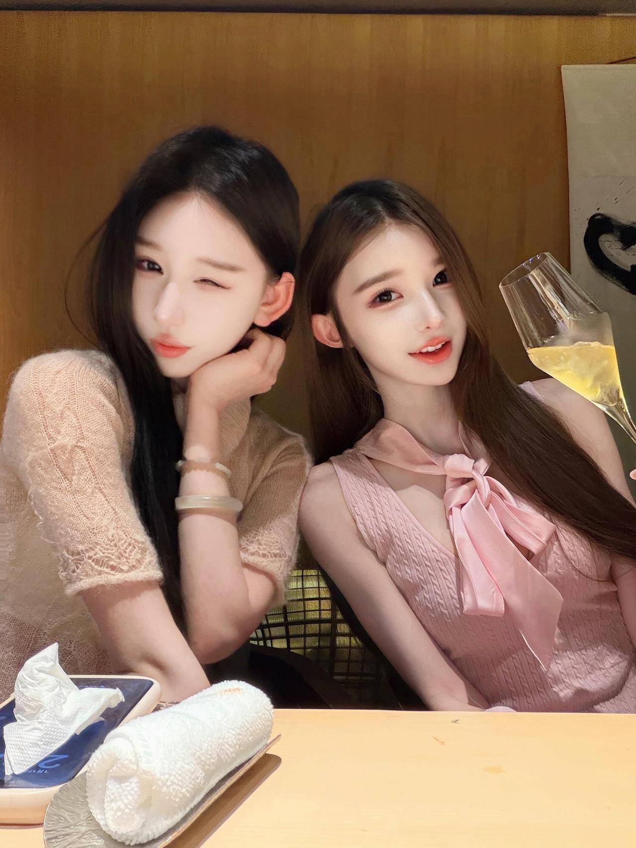 带定位晒今日生活老闺相聚🍻[举手R][举手R][举手R]
我的今日状态：😁轻